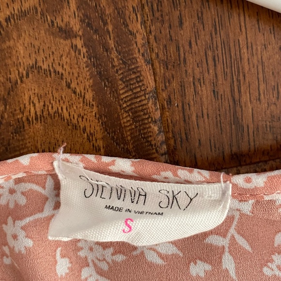 Pink floral blouse - Picture 2 of 2